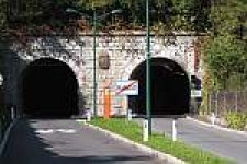 hallstatt tunneleinfahrt 150x100